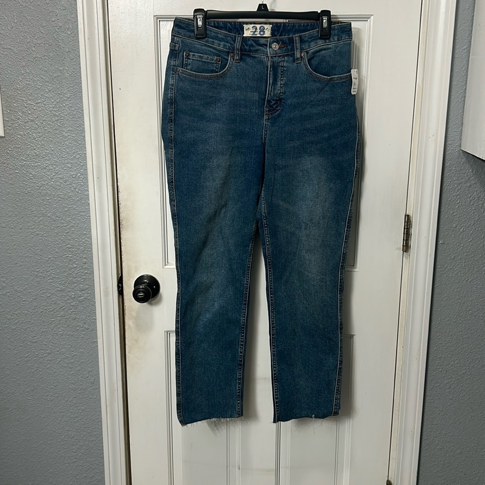 We the free free people jeans nwt size 28 curvy crvy line raw hem